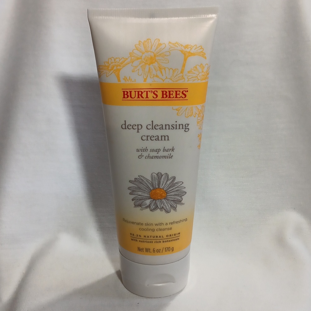BERT'S BEES Skincare Deep Cleaning Cream with Soap Bark and Chamomile